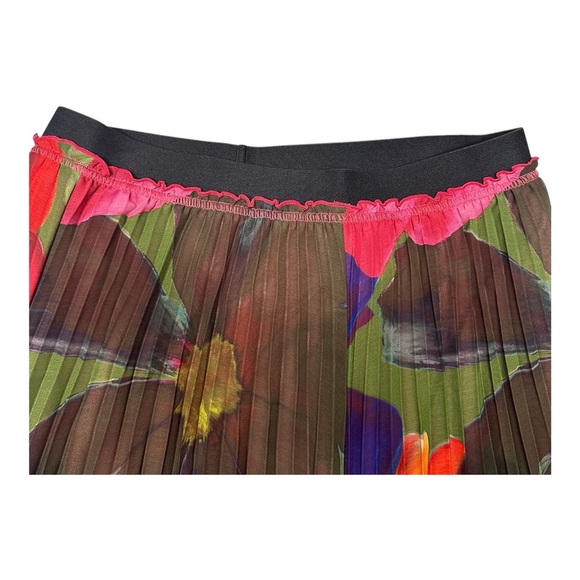 NWOT Ted Baker Evola Floral Pleated Recycled-Polyester Midi Skirt. Sz: 2 (Small) - Picture 3 of 7